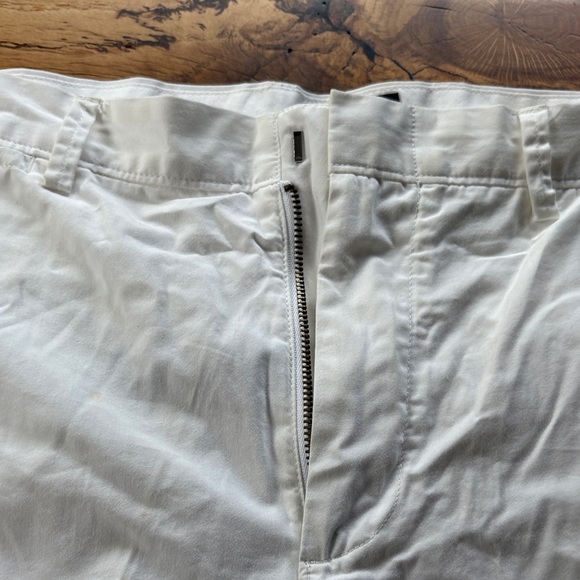 J. Crew White Men's Club Shorts - 35”w 10.5”l - Picture 2 of 4